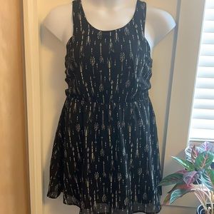H&M Arrow Print Dress